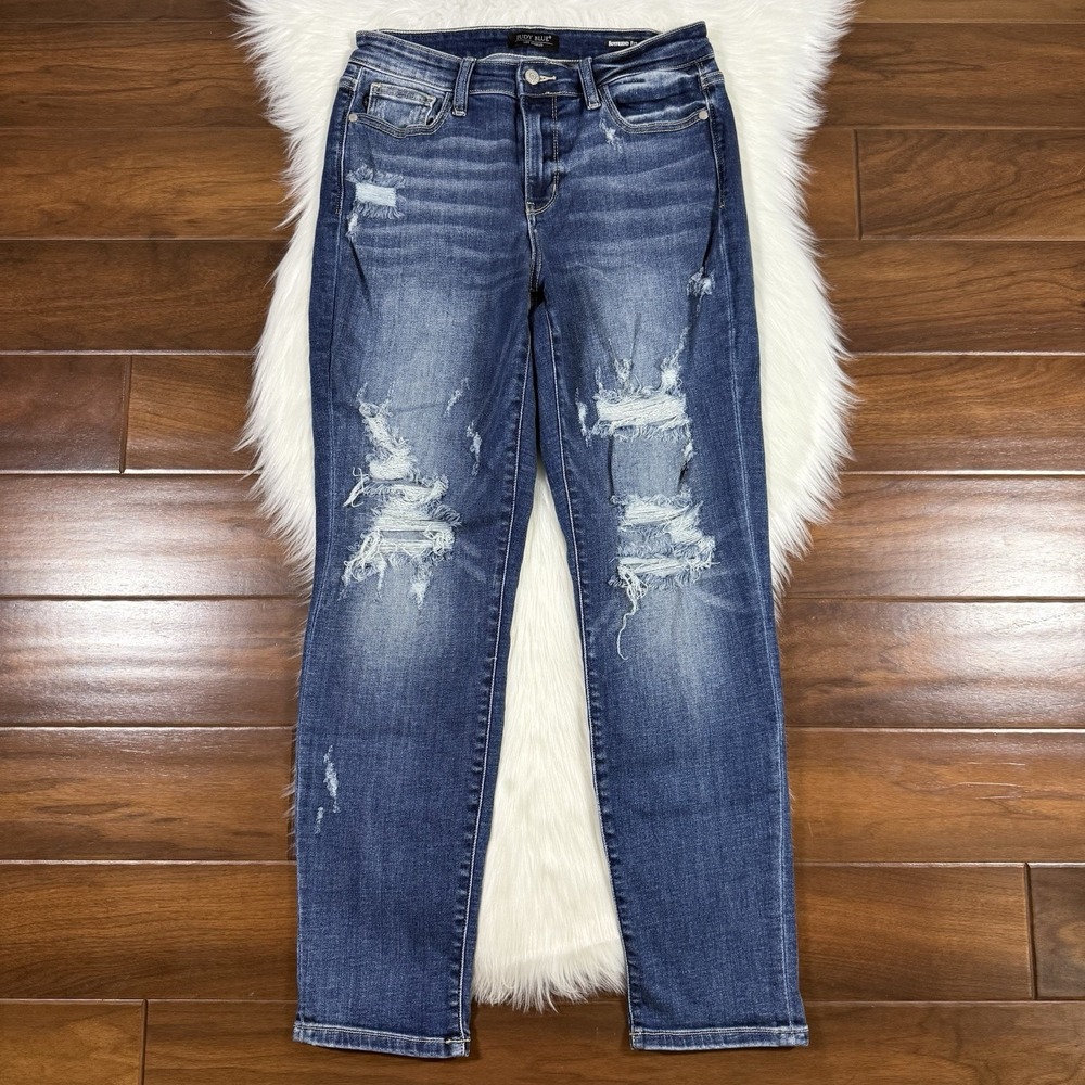 Judy Blue Women's Size 7 / 28 Distressed Boyfriend Fit Denim‎ Jeans